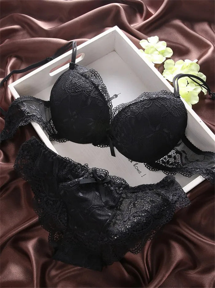 European Style Sexy Bra Set Women Cotton Underwear Sexy Lace Panties Female Push Up Brassiere Fashion Solid Color Lingerie Set