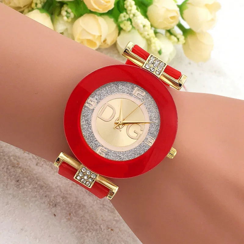 Luxury TOP DQG Brand Ladies Watch Red Silicone Diamond Men Digital Quartz Wrist Watches For Women Montre Femme Dropshipping Gift - LKBA