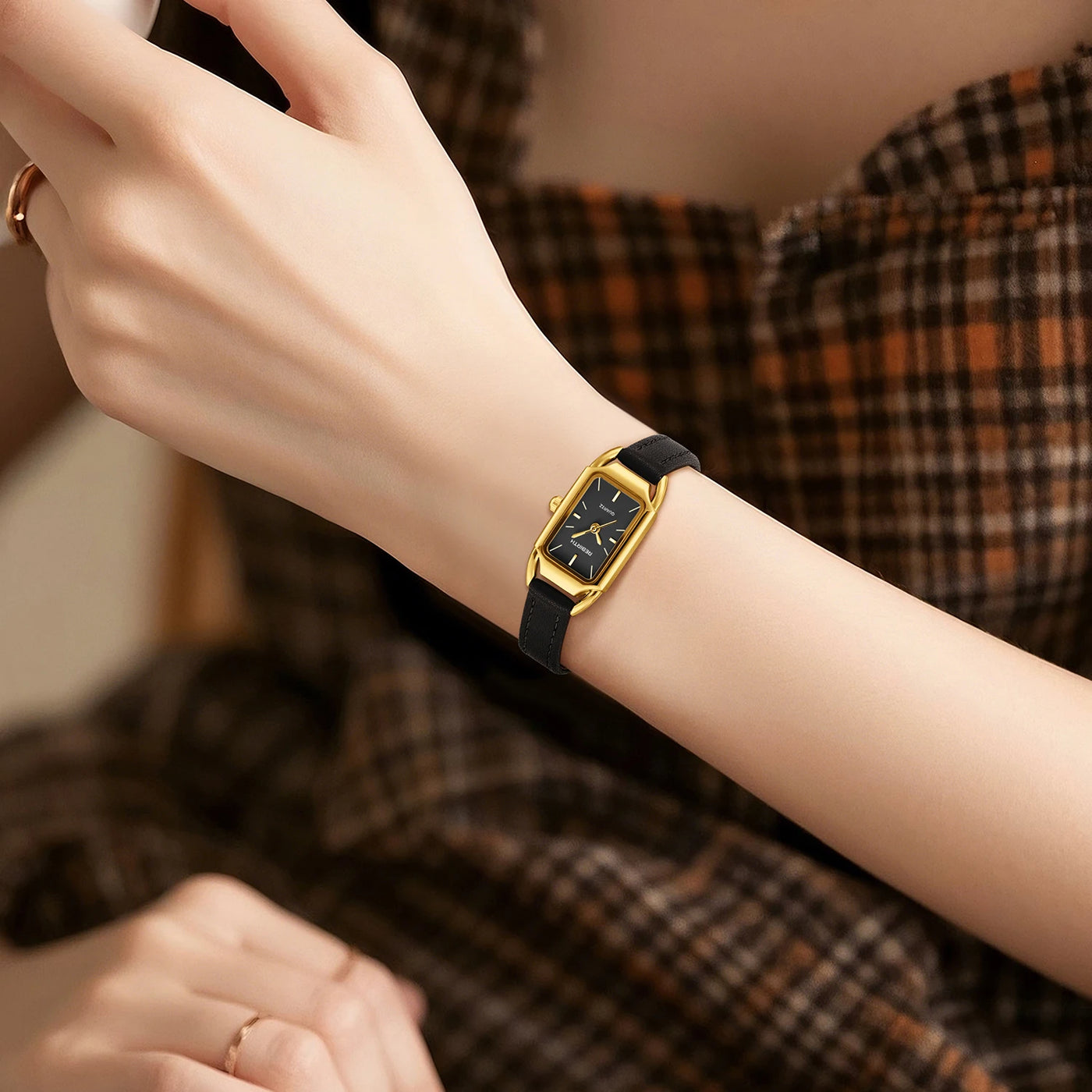 Ladies Belt Retro Casual Quartz Watch Suitable for Daily Wear - LKBA