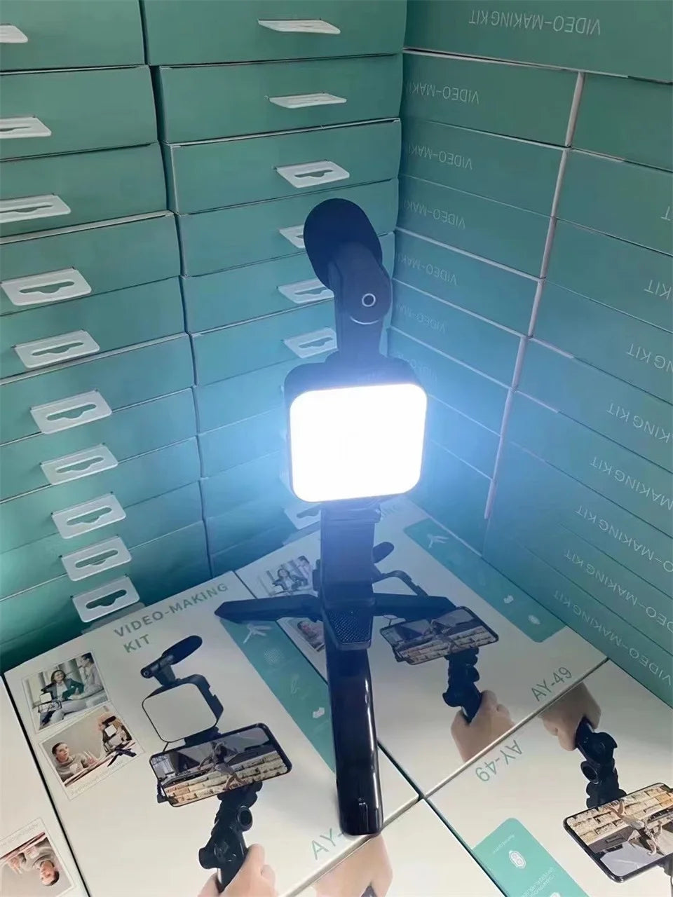 Smartphone Vlogging Kit with Tripod Phone Holder Mini Microphone LED Fill Light - LKBA