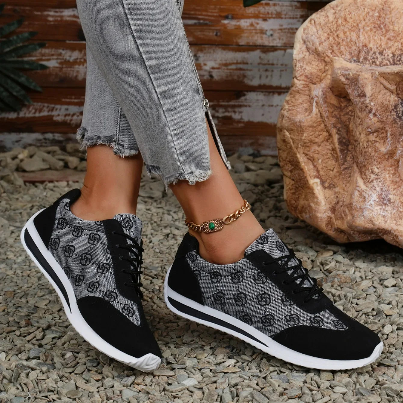 Spring and Summer Women Designer Mouth Breathable Cross Strap Sneakers Flat Comfortable Casual Walking sneakers Zapatos De Mujer - LKBA