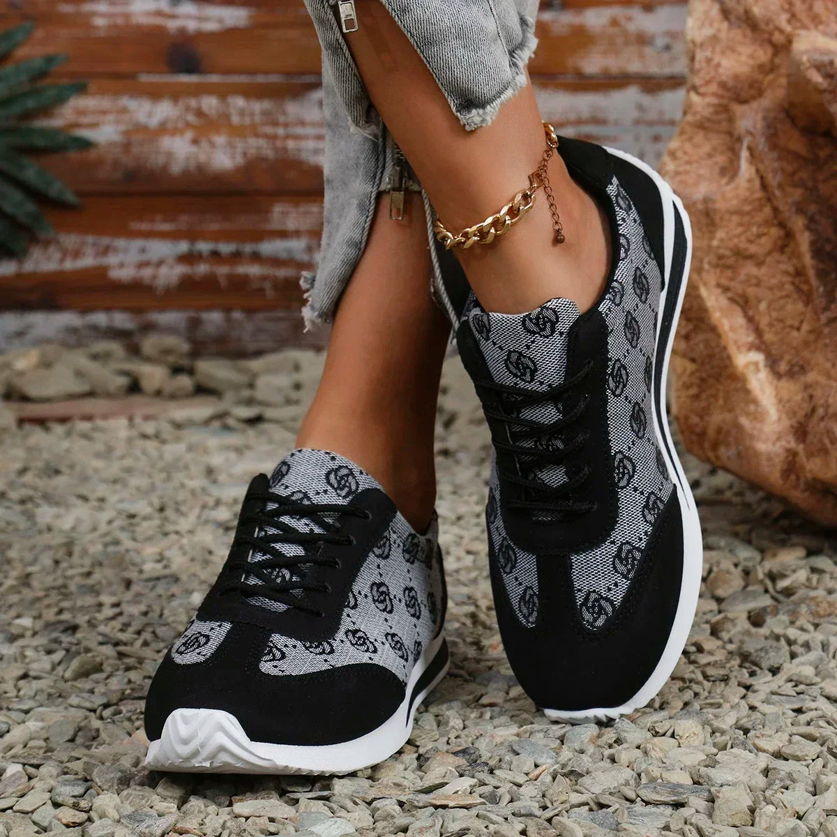 Spring and Summer Women Designer Mouth Breathable Cross Strap Sneakers Flat Comfortable Casual Walking sneakers Zapatos De Mujer - LKBA