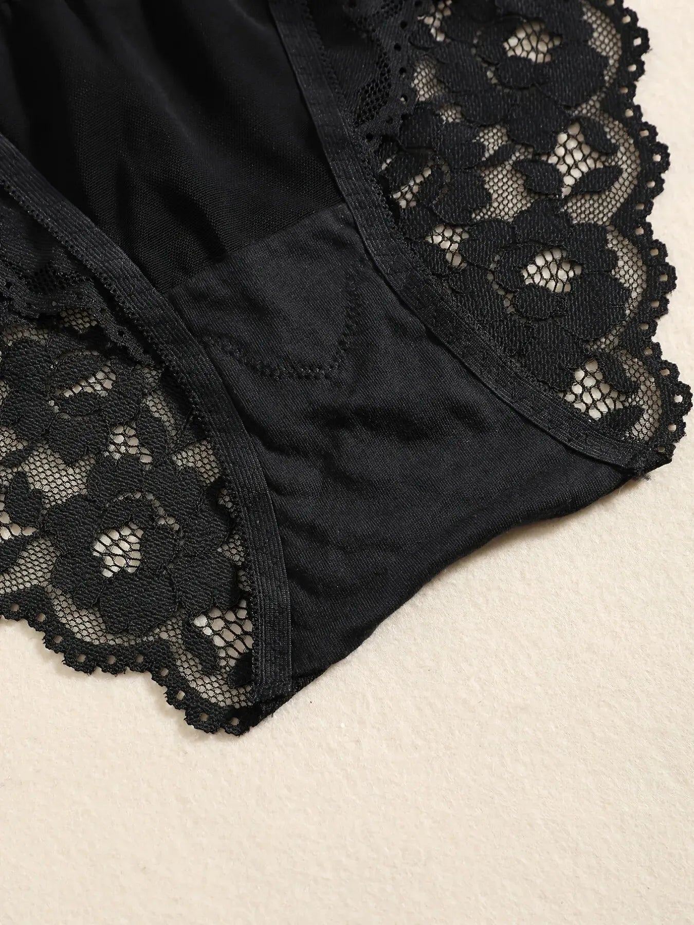 1 Set Elegant Lace Embroidery Breathable Fabric Lingerie Set Push-Up Bra Drop Waist Sheer Panty - Ultimate Valentine's Day - LKBA