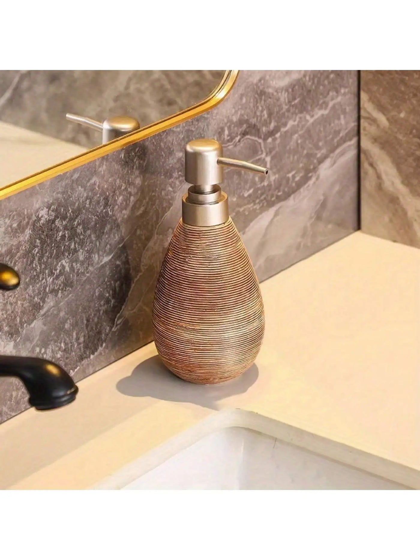 Creative Retro Style Ceramic Push-Type Soap Dispenser with Pump, Hand Soap Bottle - LKBA