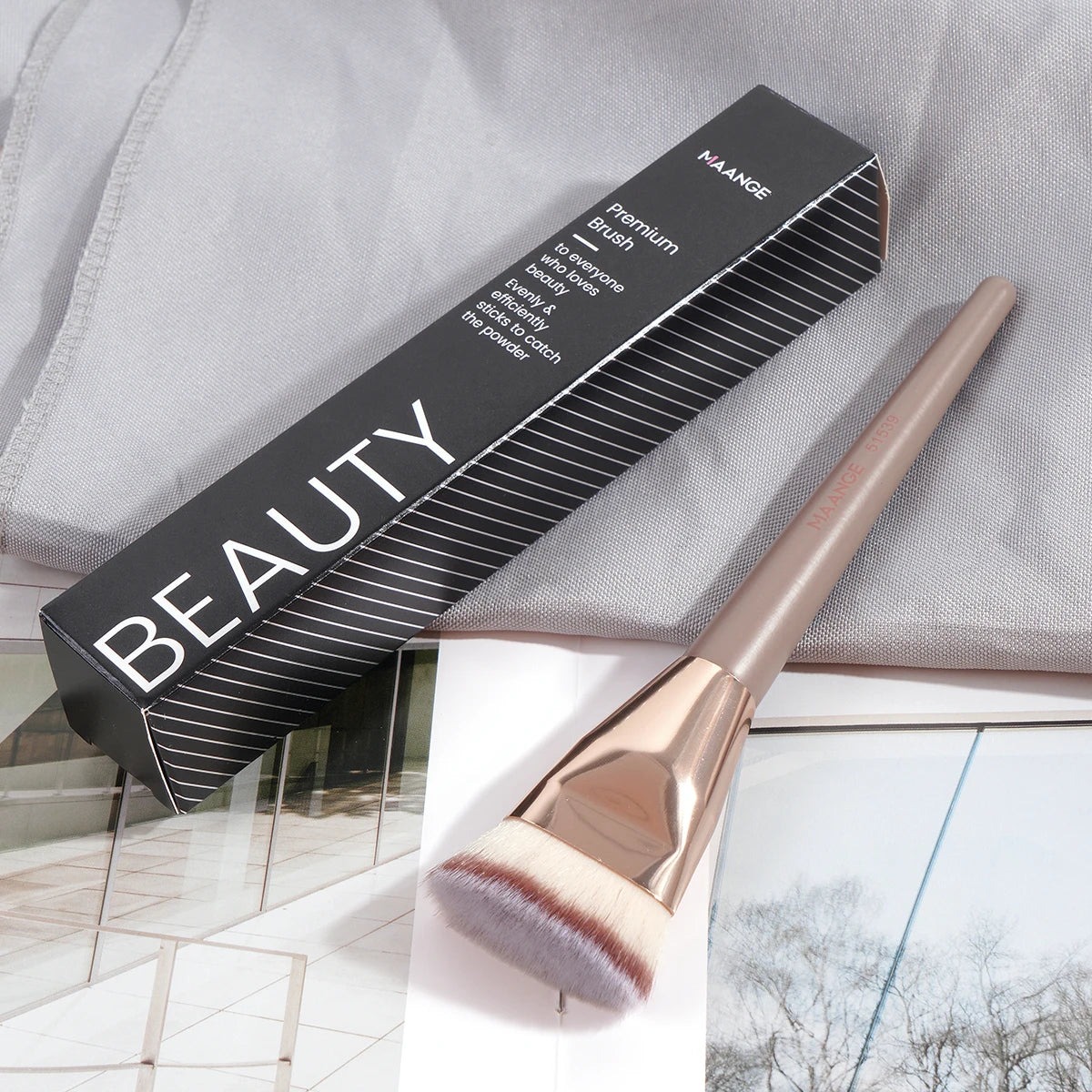 Single Flat Round Tube Flat Head Foundation Brush with Box Powder Blush Concealer Makeup Brush Skin - LKBA