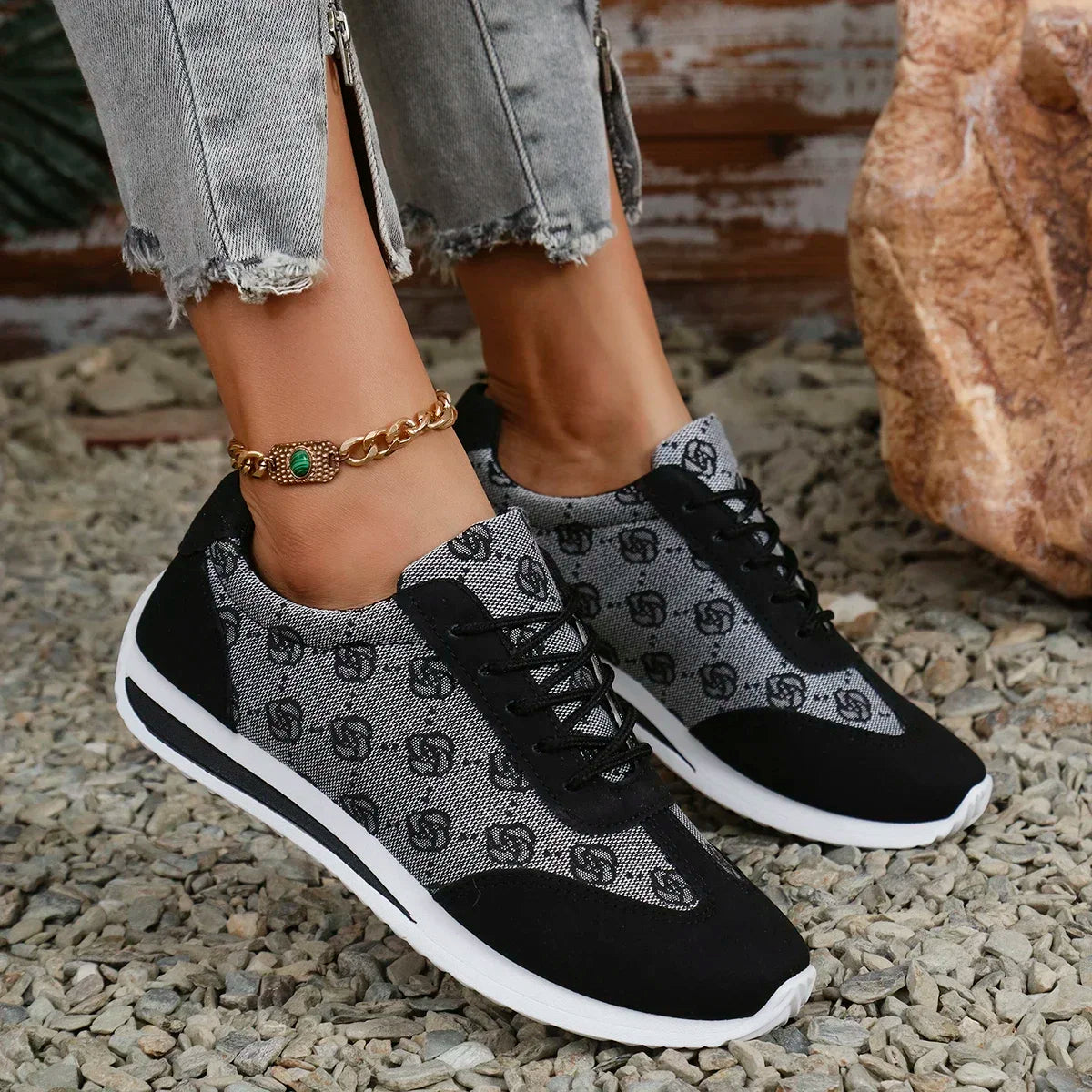 Spring and Summer Women Designer Mouth Breathable Cross Strap Sneakers Flat Comfortable Casual Walking sneakers Zapatos De Mujer - LKBA