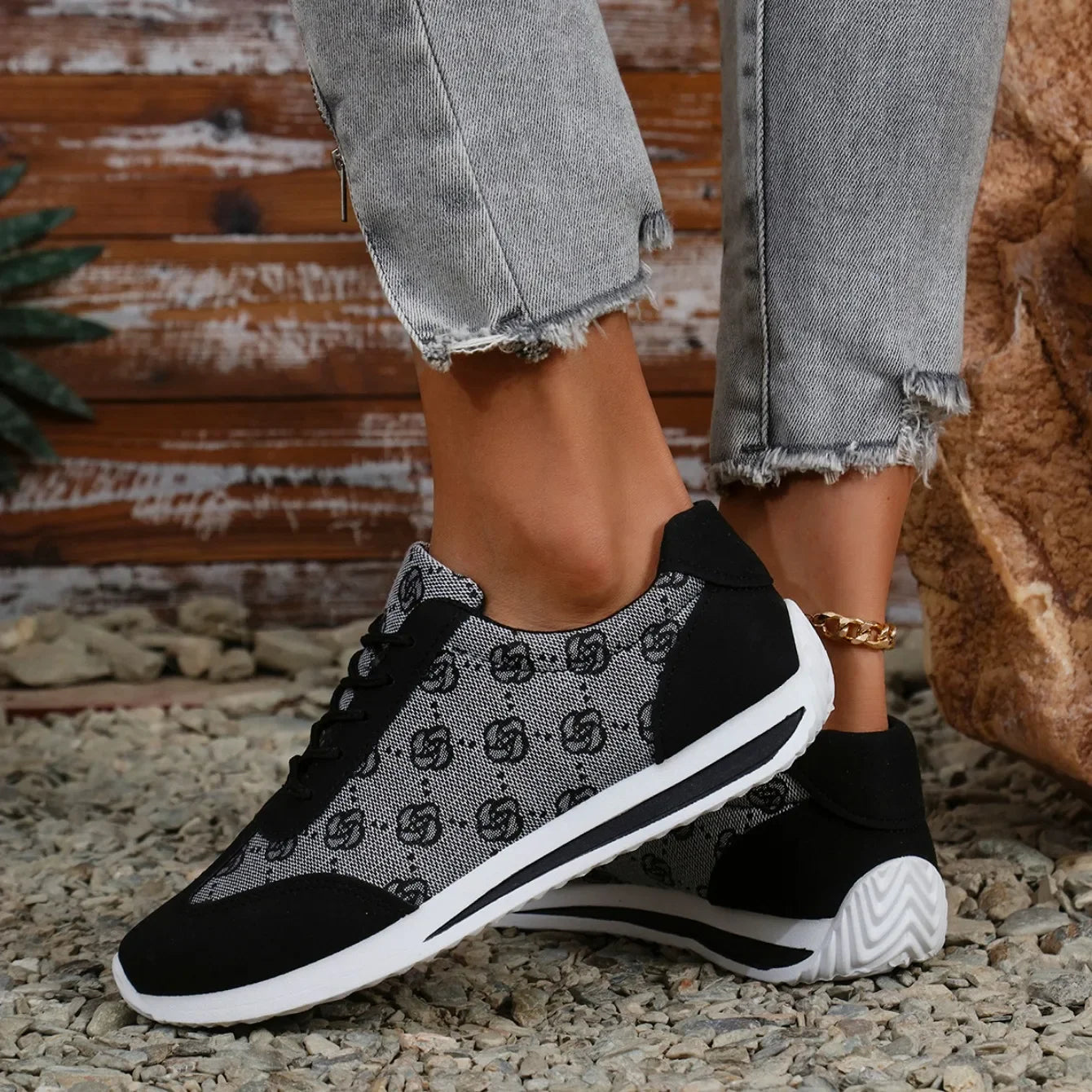 Spring and Summer Women Designer Mouth Breathable Cross Strap Sneakers Flat Comfortable Casual Walking sneakers Zapatos De Mujer - LKBA