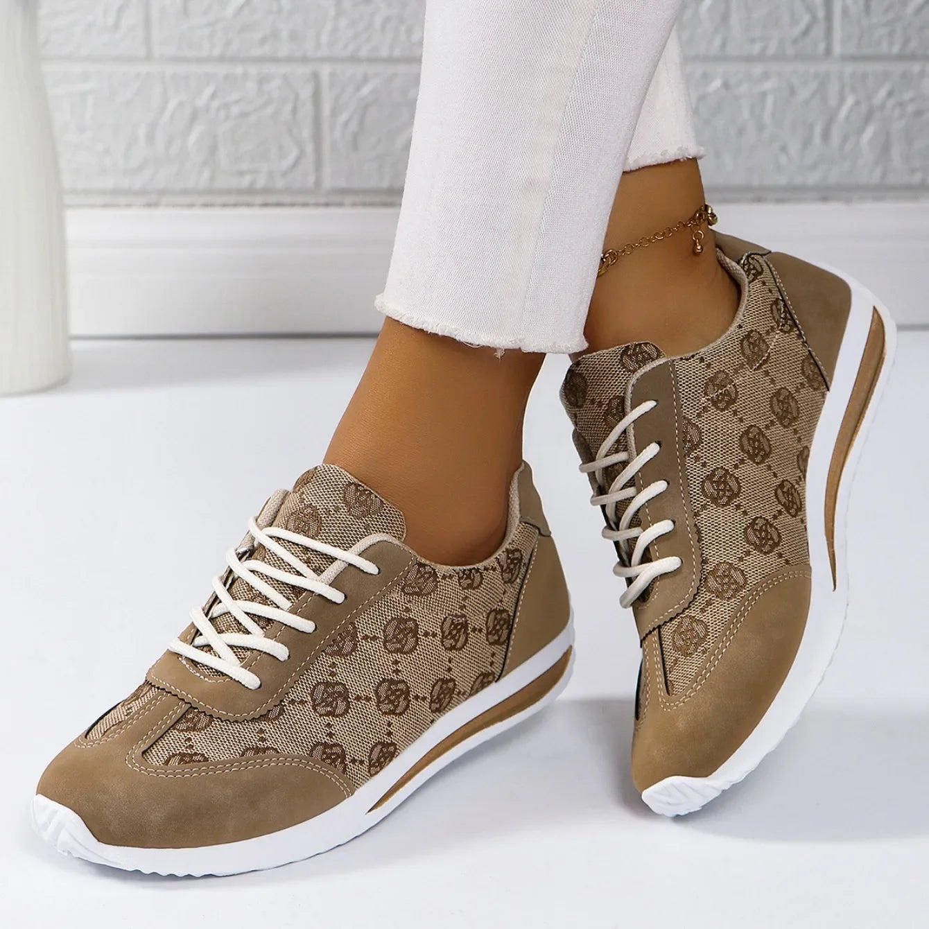 Spring and Summer Women Designer Mouth Breathable Cross Strap Sneakers Flat Comfortable Casual Walking sneakers Zapatos De Mujer - LKBA