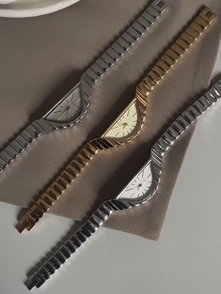 Women Watch Gold Half Moon Dial Medium Antique Fashion Niche Unique Design Ladies Quartz Watch