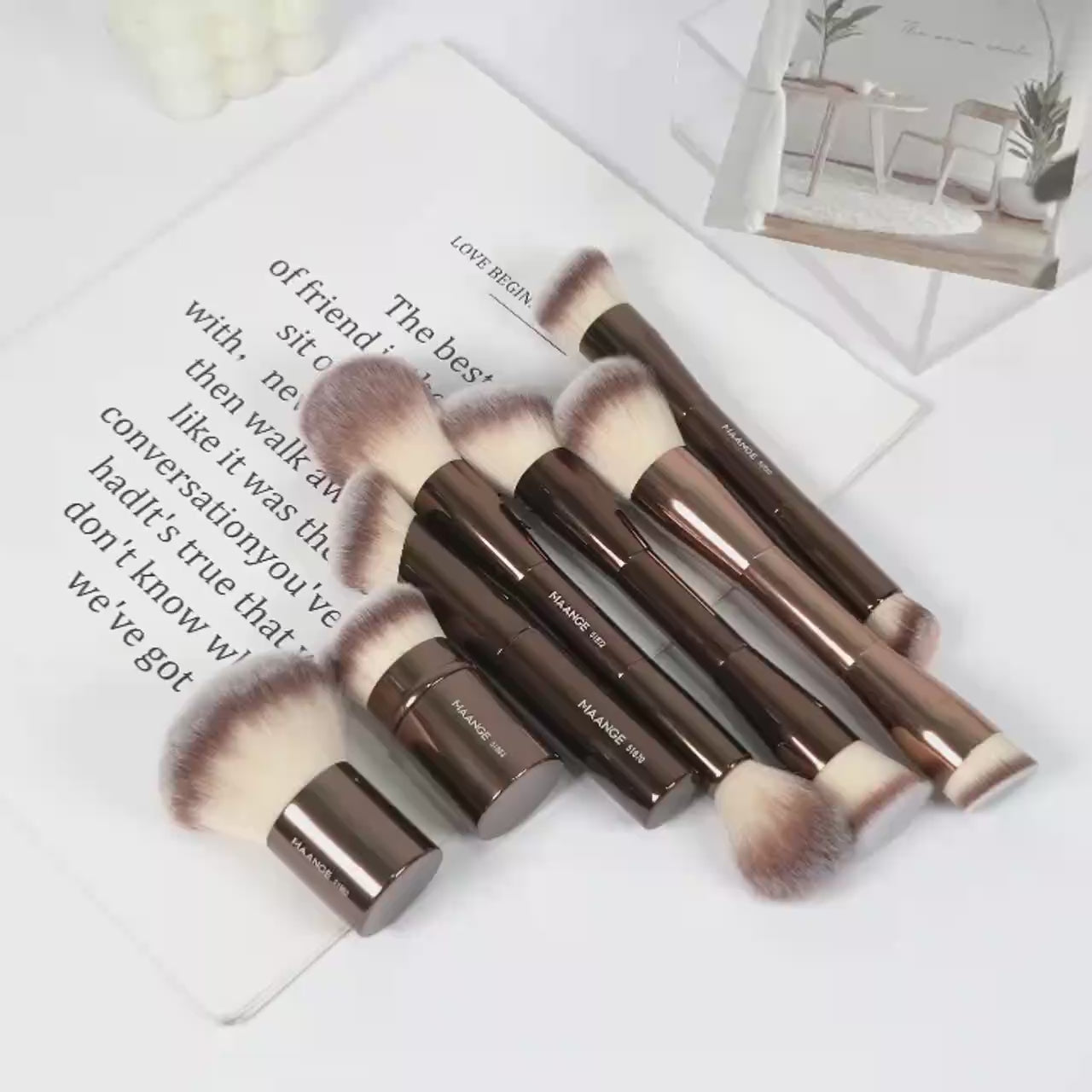 Makeup Brushes Double Head Foundation Powder Concealer Blusher Bronzer Makeup Brush Soft Fiber Hair